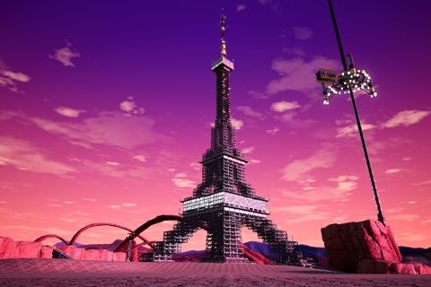 I finally put an antenna on top of my Eiffel Tower and an Awesome Shop on the 2nd floor (after 6 months without playing at Satisfactory, shame on me) and finished the pyramids of Giza. The tower is now higher than the real one but... I prefer how she looks with this radio stuff !